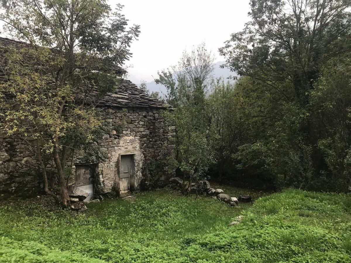 Il Bilocale Della Nonna Villa Locana Eksteriør billede